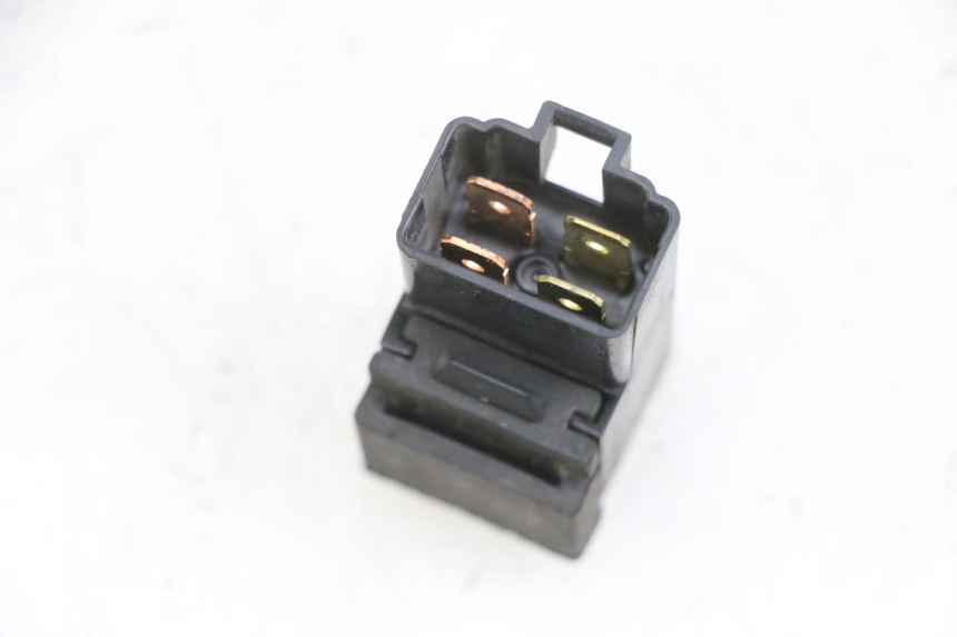 photo de ELECTRIC RELAY SUZUKI BURGMAN 125 (2007 - 2014) - Zoom on usage condition