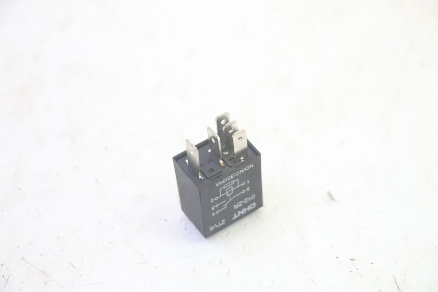 photo de ELECTRICAL RELAY PEUGEOT DJANGO 4T 50 (2014 - 2019) - Zoom on usage condition