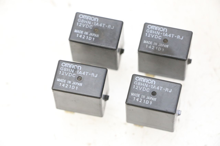 photo de ELECTRIC RELAY HONDA FES S-WING SWING ABS 125 (2007 - 2015)