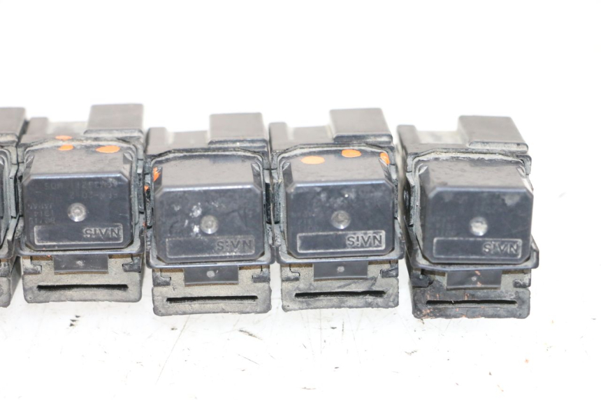 photo de ELECTRICAL RELAY YAMAHA FJR ABS 1300 (2006 - 2012) - Technical close-up