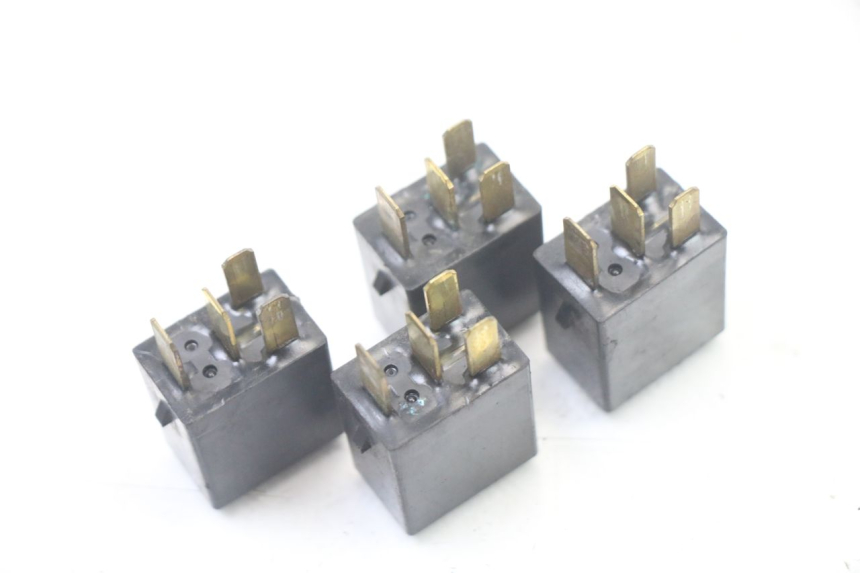 photo de ELECTRIC RELAY HONDA FES S-WING SWING ABS 125 (2007 - 2015)