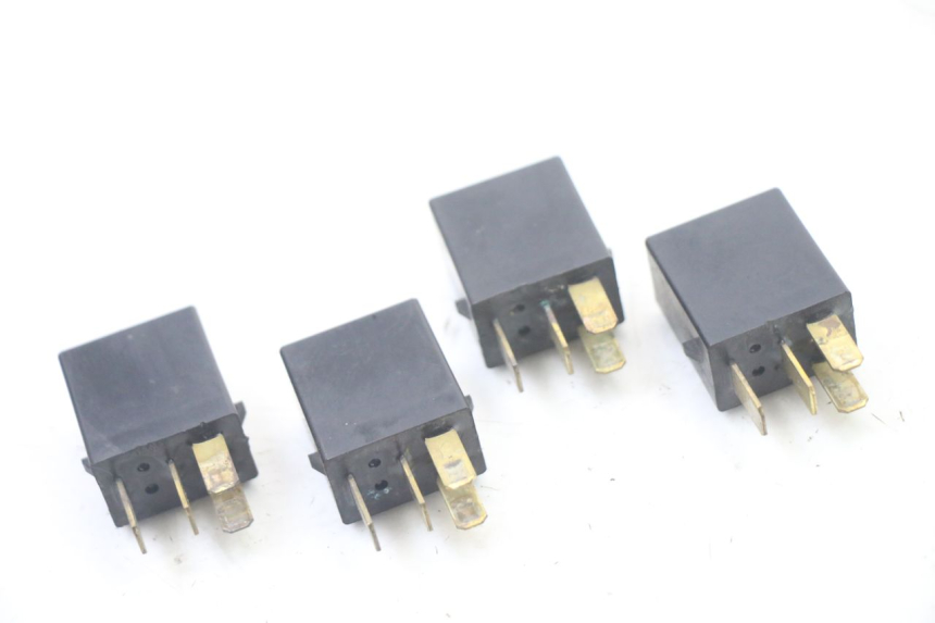 photo de ELECTRIC RELAY HONDA FES S-WING SWING ABS 125 (2007 - 2015)