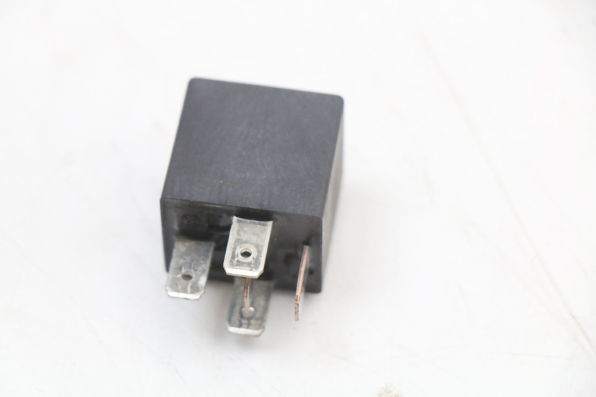 photo de ELECTRICAL RELAY HONDA PCX (JF47) 125 (2012 - 2013)