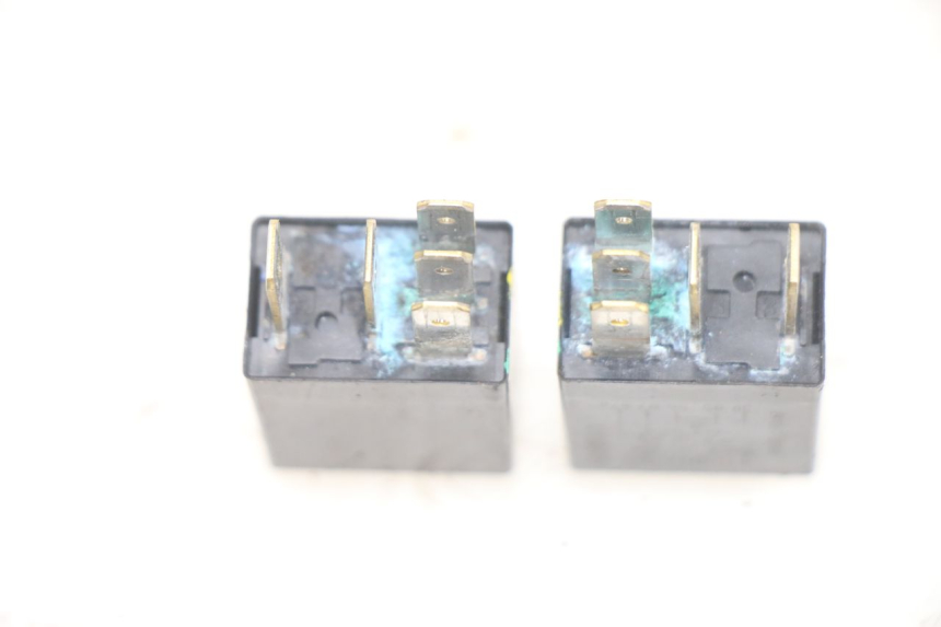 photo de ELECTRICAL RELAY PIAGGIO MEDLEY 125 (2016 - 2023)
