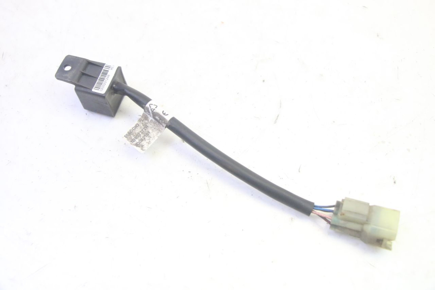 photo de RELAY PIAGGIO MP3 HPE 350 (2018 - 2020) - Alternative perspective