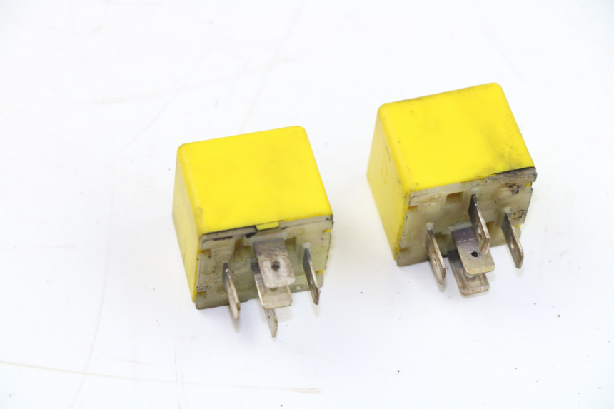 photo de ELECTRICAL RELAY PIAGGIO MP3 125 (2006 - 2014)