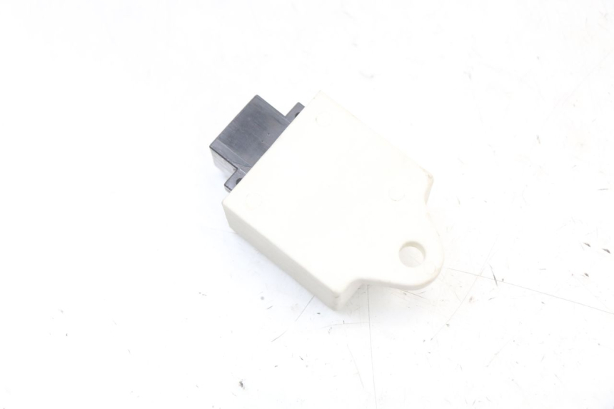 photo de RELAY PIAGGIO MP3 HPE 350 (2018 - 2020)