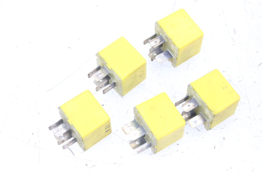 photo de ELECTRICAL RELAY PIAGGIO MP3 LT 400 (2007 - 2012)