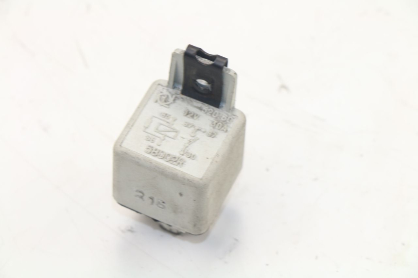 photo de ELECTRICAL RELAY PIAGGIO VESPA LX 125 (2005 - 2010)