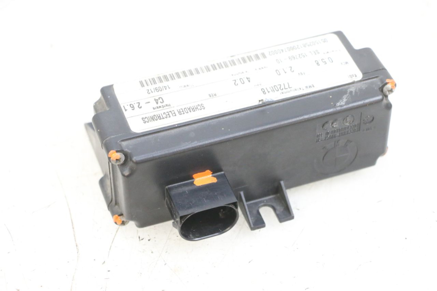 photo de ELECTRICAL RELAY BMW R RT ABS 1200 (2010 - 2014) - Fixing points details
