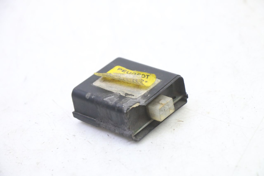 photo de RELAY PEUGEOT SATELIS 250 (2006 - 2012)