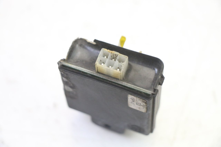 photo de RELAY PEUGEOT SATELIS 250 (2006 - 2012)