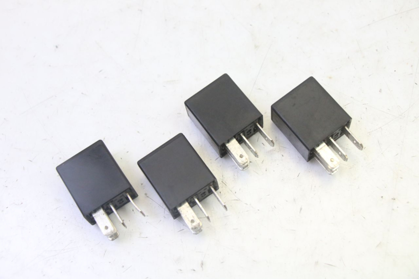 photo de RELAY PEUGEOT SATELIS 125 (2013 - 2018)