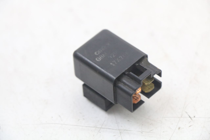 photo de RELAY SUZUKI GS F 500 (2004 - 2007)