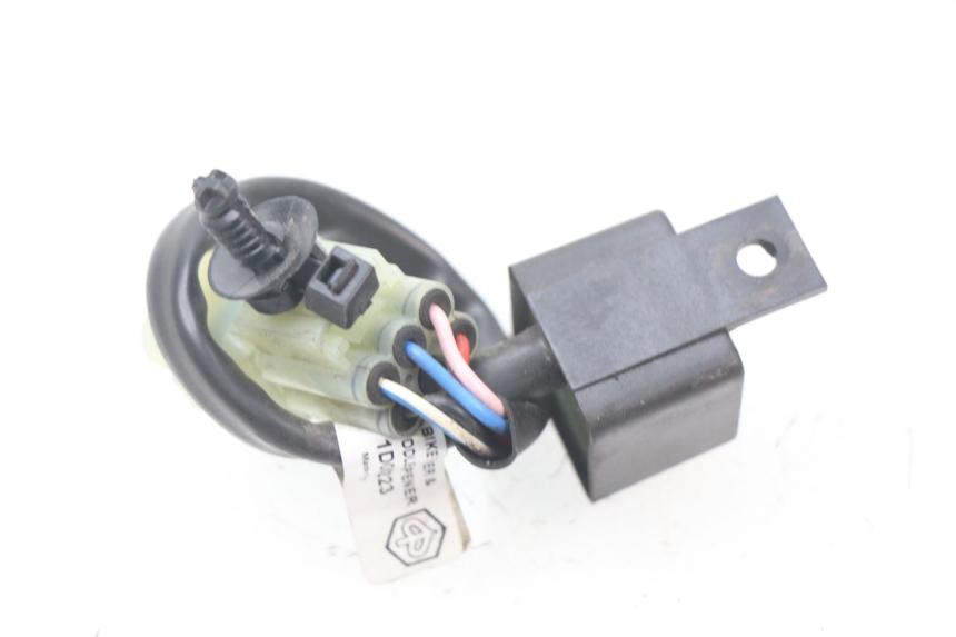 photo de RELAY PIAGGIO VESPA GTS IE ABS 300 (2016 - 2018)