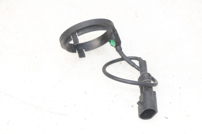 photo de ELECTRICAL RELAY PIAGGIO VESPA GTS IGET ABS 125 (2017 - 2023)