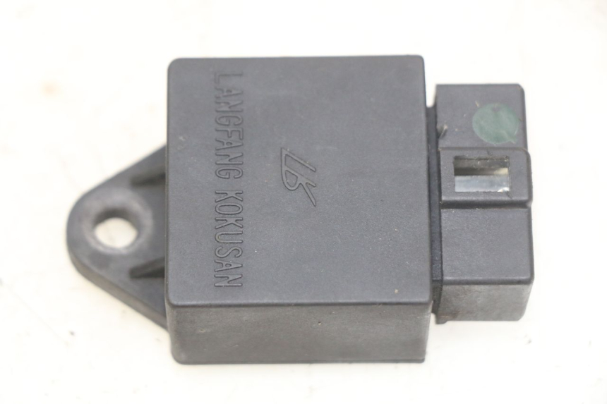 photo de ELECTRICAL RELAY PIAGGIO VESPA LXV 125 (2006 - 2009)