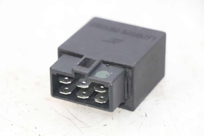 photo de ELECTRICAL RELAY PIAGGIO VESPA LXV 125 (2006 - 2009)