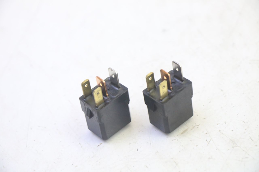 photo de ELECTRICAL RELAY YAMAHA X-MAX XMAX 250 (2006 - 2009)