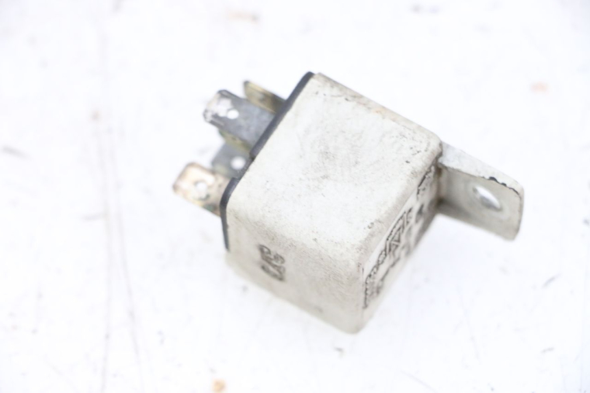 photo de ELECTRICAL RELAY PIAGGIO X8 125 (2004 - 2007) - Zoom on usage condition