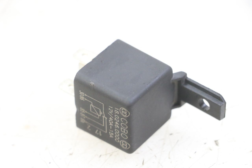 photo de ELECTRIC RELAY PIAGGIO XEVO - X EVO 125 (2007 - 2016) - Component detail