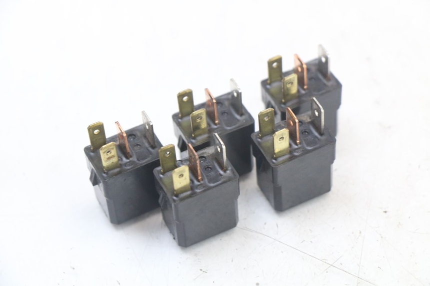 photo de ELECTRICAL RELAY YAMAHA FJR ABS 1300 (2006 - 2012)