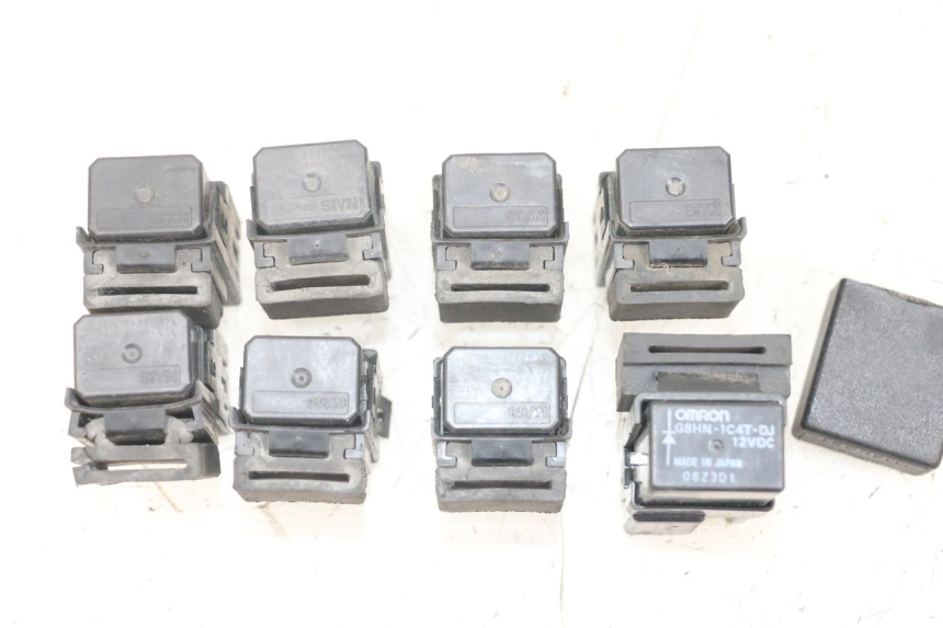 photo de ELECTRICAL RELAY YAMAHA TDM ABS 900 (2002 - 2014)