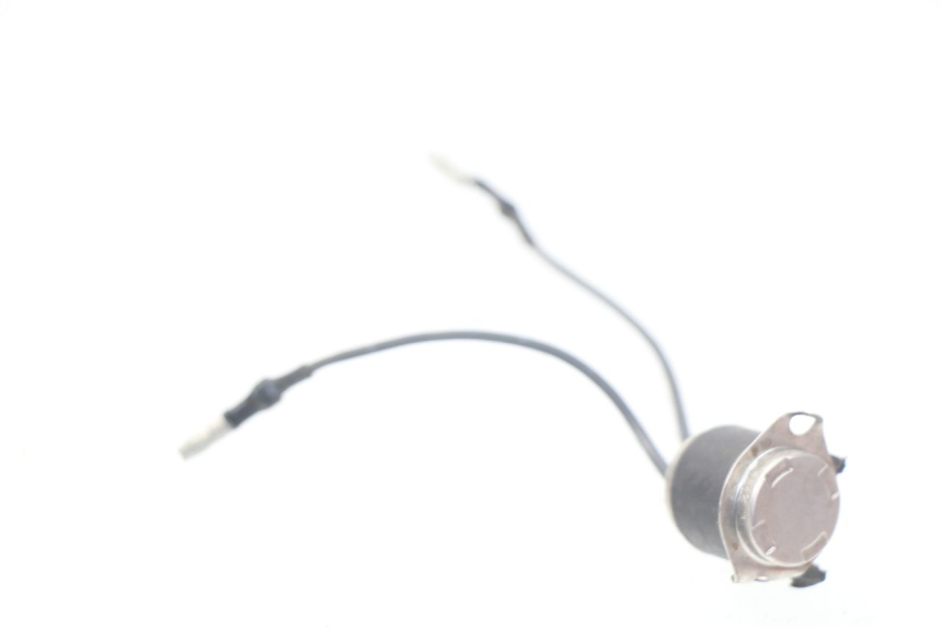 photo de ELECTRICAL RELAY YAMAHA YP MAJESTY 125 (1998 - 2001)