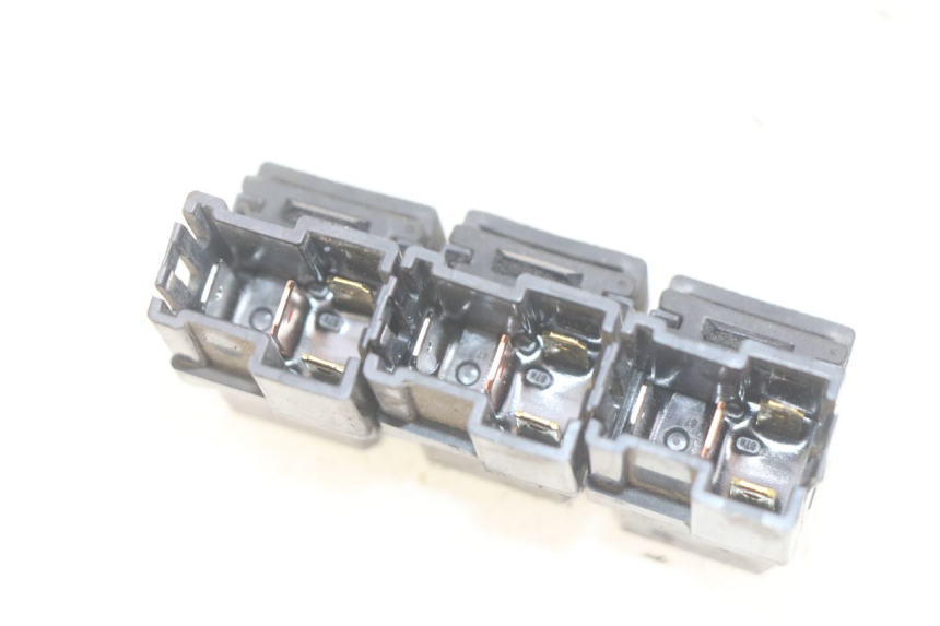 photo de ELECTRICAL RELAY YAMAHA YP MAJESTY 400 (2004 - 2008)