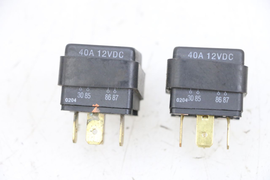 photo de ELECTRICAL RELAY YAMAHA YP MAJESTY 125 (2002 - 2006) - Zoom on usage condition