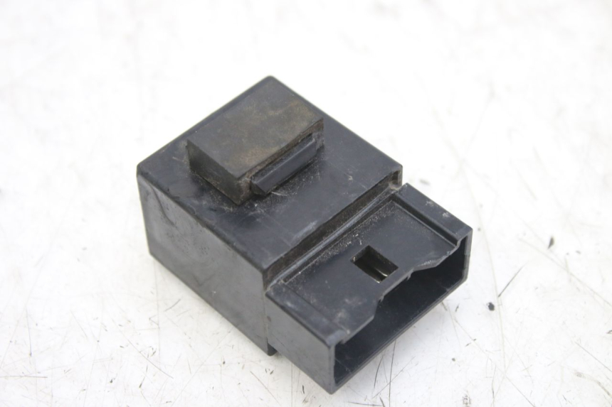 photo de ELECTRICAL RELAY YAMAHA YZF R1 1000 (2007 - 2008)