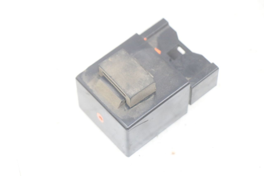 photo de FUEL PUMP RELAY YAMAHA FJR ABS 1300 (2006 - 2012) - Technical close-up