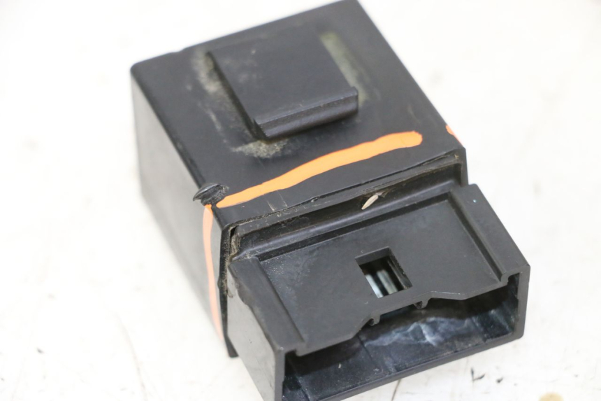 photo de FUEL PUMP RELAY YAMAHA FZ6 N FAZER 600 (2004 - 2006)