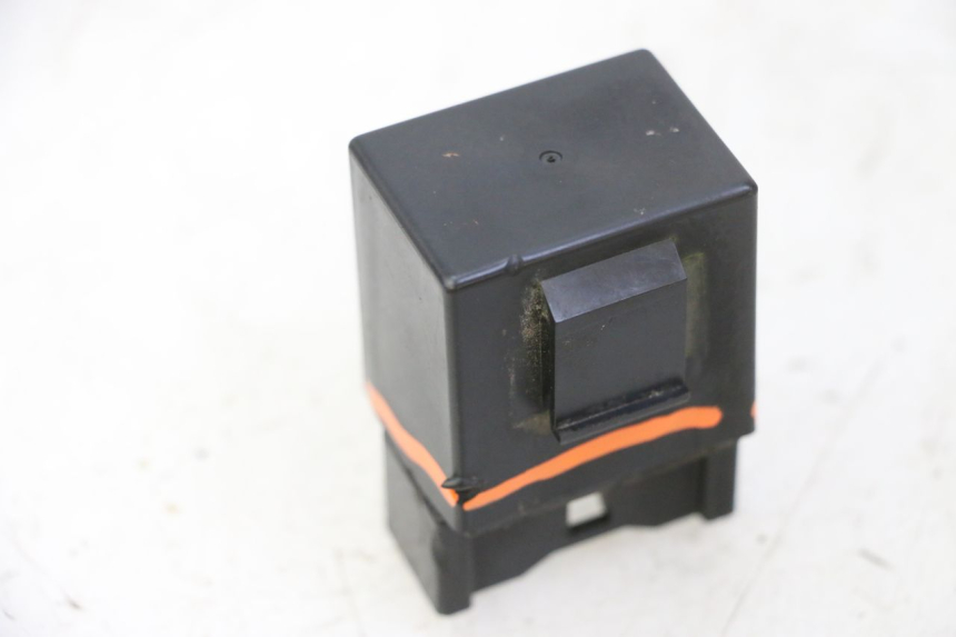 photo de FUEL PUMP RELAY YAMAHA FZ6 N FAZER 600 (2004 - 2006)