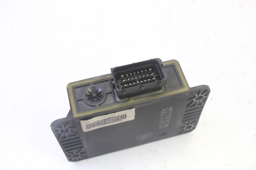 photo de ROLL LOCK RELAY PIAGGIO MP3 LT 300 (2010 - 2016) - Alternative perspective
