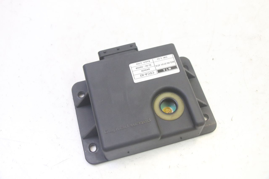 photo de RELAY ROLL LOCK PIAGGIO MP3 RL 250 (2007 - 2010) - Zoom on usage condition