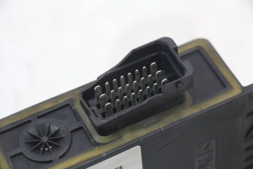 photo de RELAY ROLL LOCK PIAGGIO MP3 LT 400 (2007 - 2012)