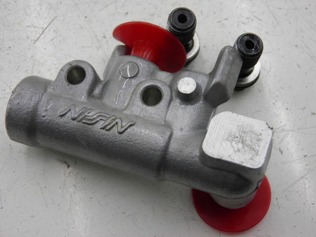 photo de BRAKE PROPORTIONING VALVE HONDA FES S-WING SWING ABS 125 (2007 - 2015)