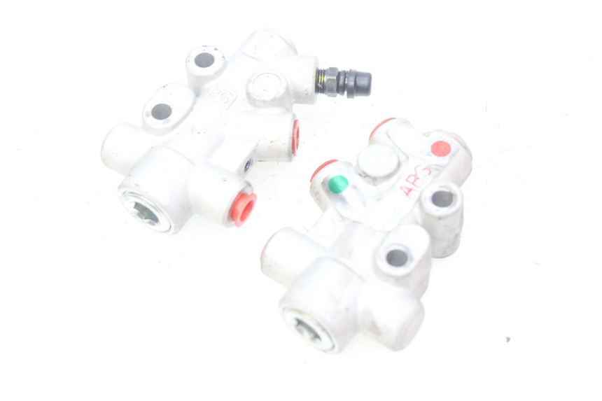 photo de BRAKE PROPORTIONING VALVE PIAGGIO MP3 500 (2014 - 2016)
