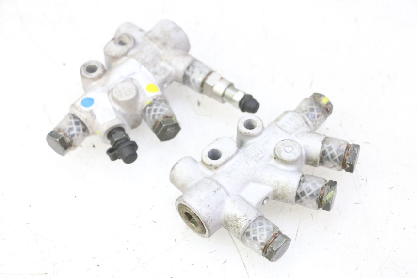 photo de BRAKE PROPORTIONING VALVE PIAGGIO MP3 RL 250 (2007 - 2010)