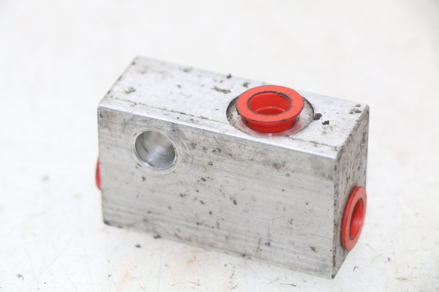 photo de BRAKE PROPORTIONING VALVE DAELIM S2 FI 125 (2008 - 2017)