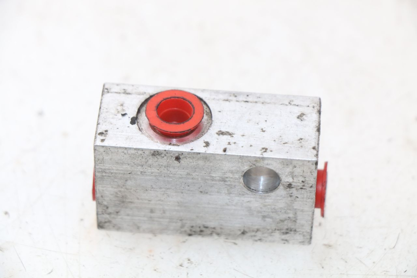 photo de BRAKE PROPORTIONING VALVE DAELIM S2 FI 125 (2008 - 2017)