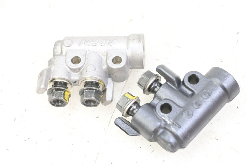 photo de BRAKE SPLITTER PEUGEOT SATELIS 125 (2013 - 2018)