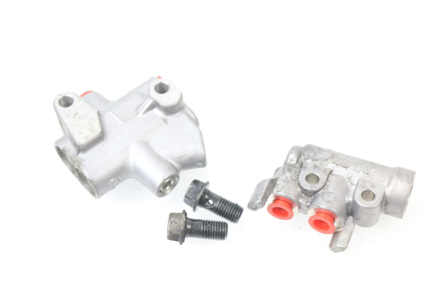 photo de BRAKE PROPORTIONING VALVE YAMAHA FJR ABS 1300 (2006 - 2012)