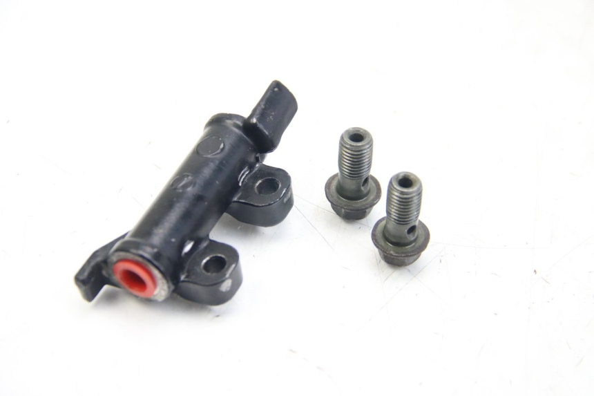 photo de BRAKE PROPORTIONING VALVE YAMAHA FZS FAZER 600 (2001 - 2003)