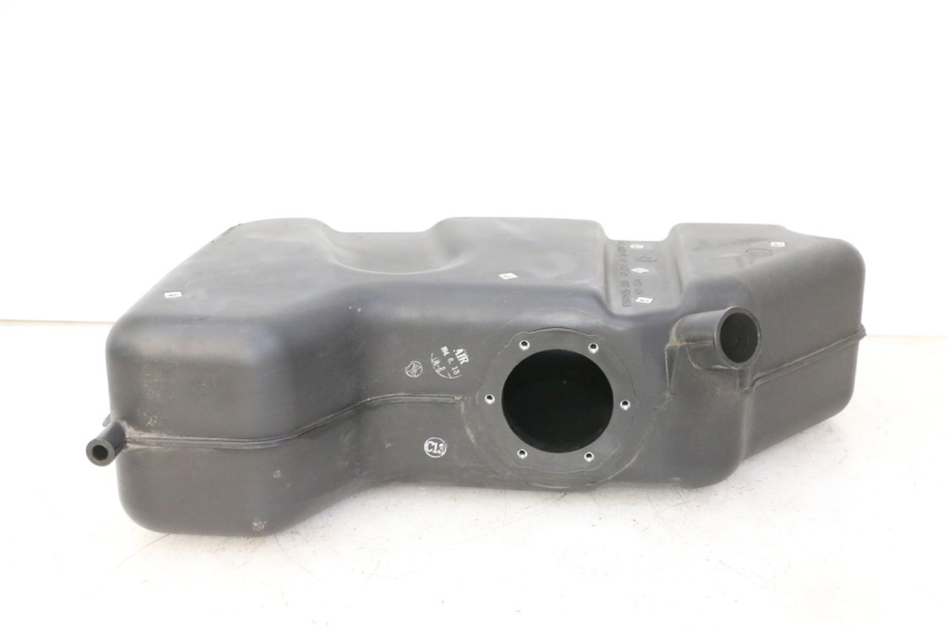 photo de FUEL TANK QUADRO 4 4D 350 (2015 - 2018)