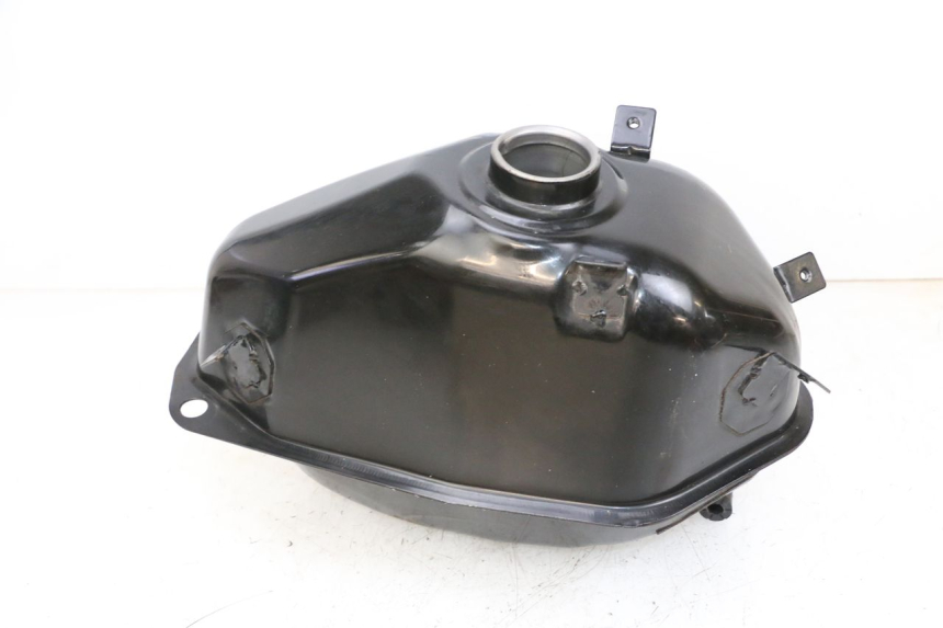 photo de FUEL TANK MAG POWER BOMBERS 4T 50 (2016 - 2026) - Fixing points details