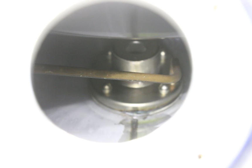 photo de FUEL TANK SUZUKI DL V STROM 1000 (2002 - 2007) - Zoom on usage condition