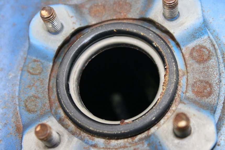 photo de FUEL TANK SUZUKI GSF S BANDIT 600 (2000 - 2004)