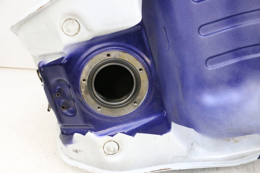 photo de FUEL TANK SUZUKI GSXR GSX-R 1000 (2003 - 2004) - Additional view of the item